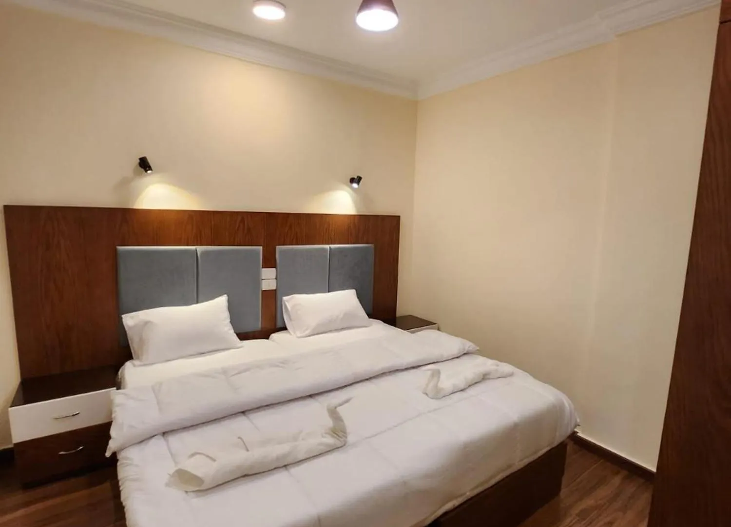 Wa Set Luxor Apartment