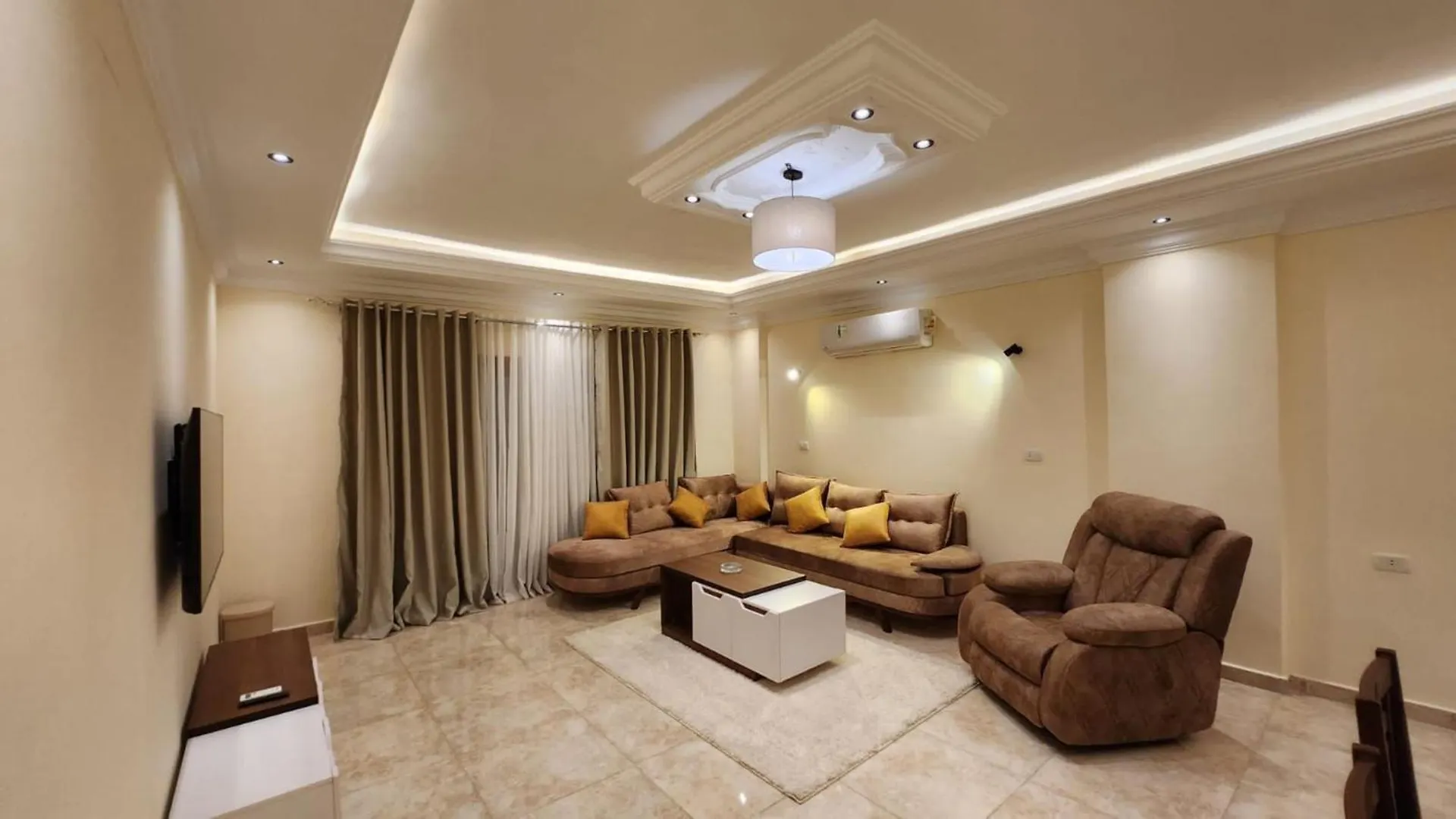 Wa Set Luxor Apartment