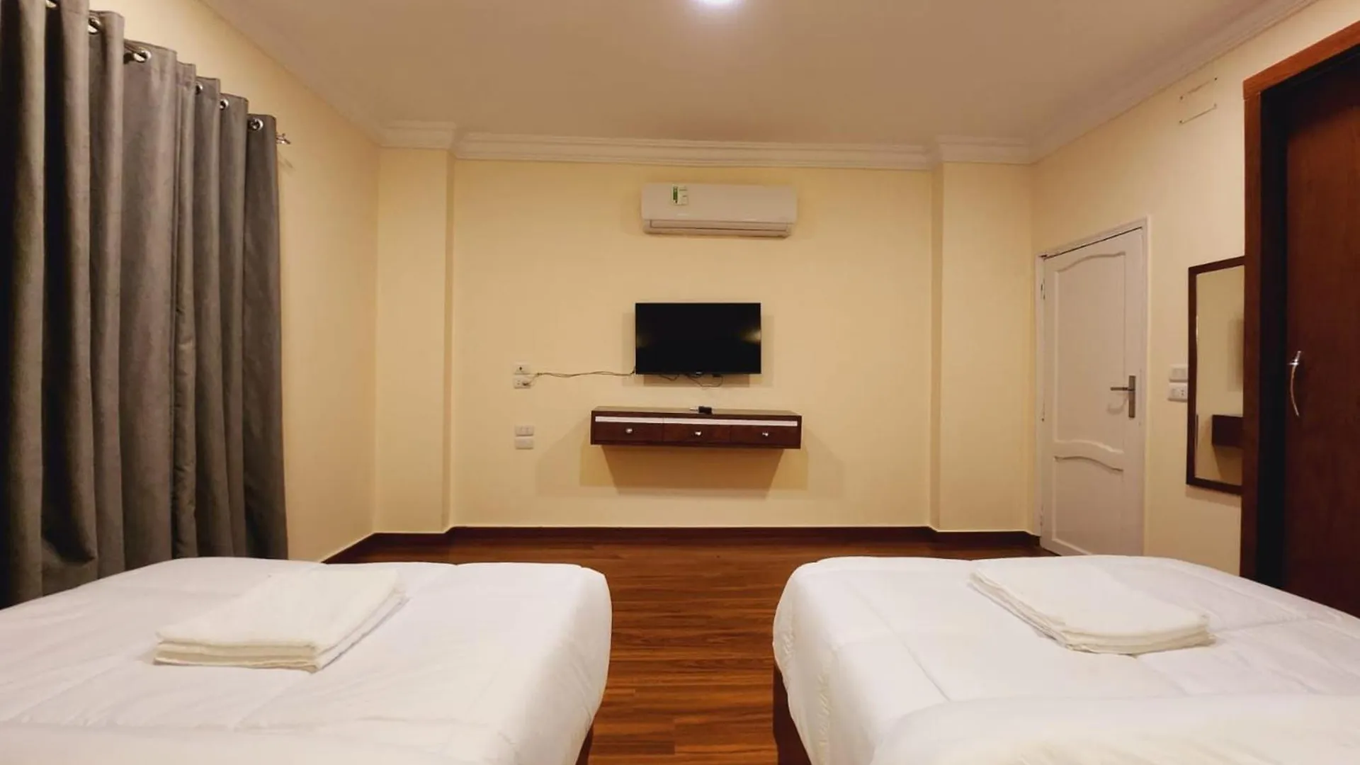 Wa Set Luxor Apartment
